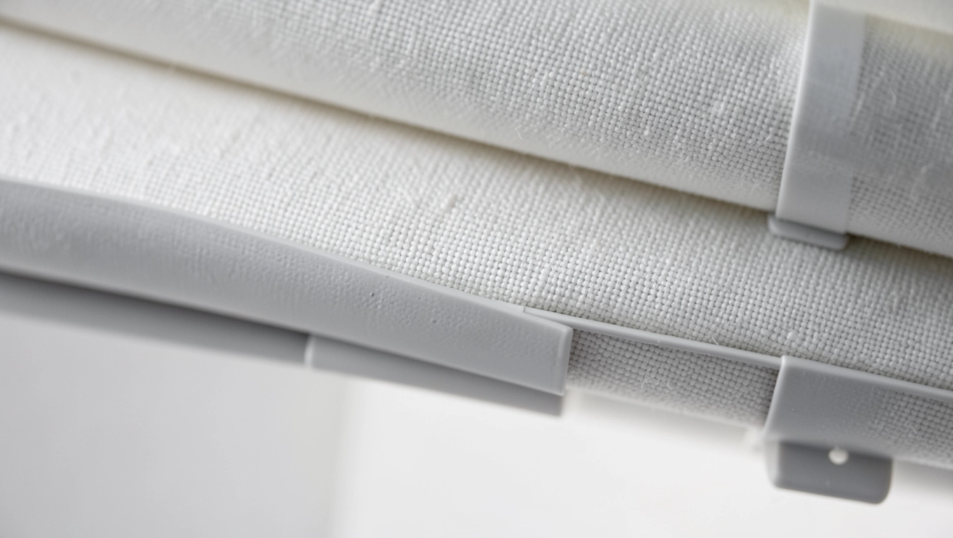 Roleta do łazienki od dołu