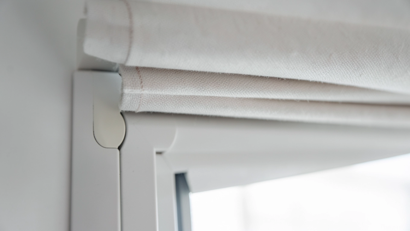 roleta do okna dachowego roto 714