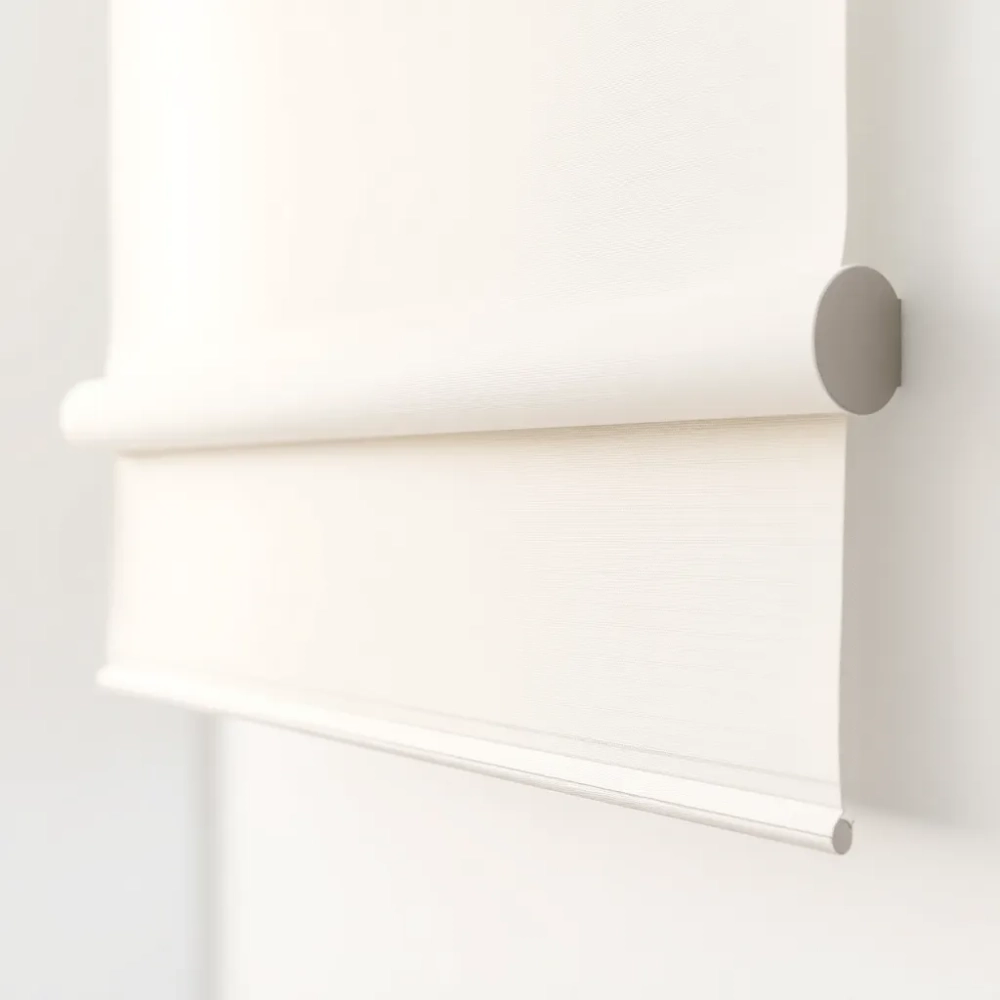 Roleta wolnowisząca w kasecie