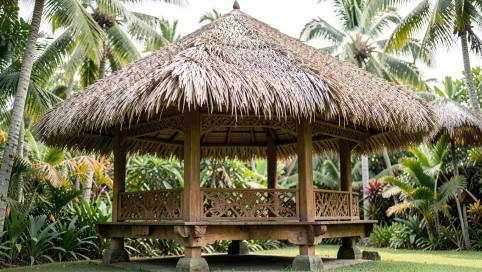 Altana z bali kryta strzechą