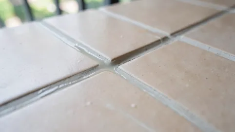 Czym Uszczelnić Płytki Na Balkonie