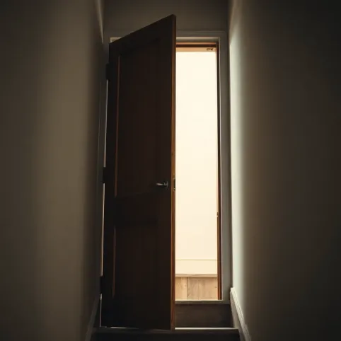 Drzwi otwierane na klatkę schodową przepisy