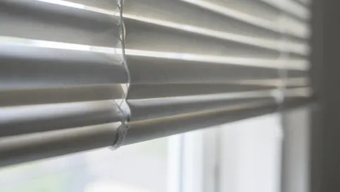 Jak prać rolety plisowane