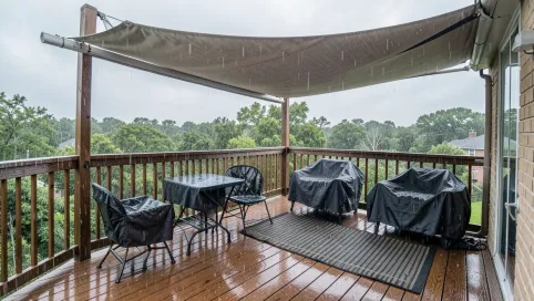 Jak zabezpieczyć taras przed deszczem