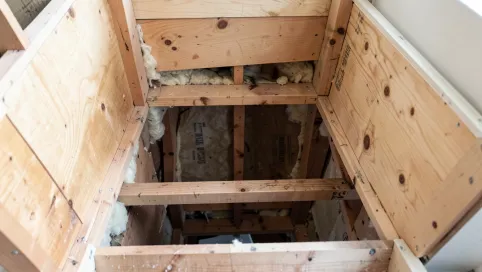 Jak zabudować schody od spodu