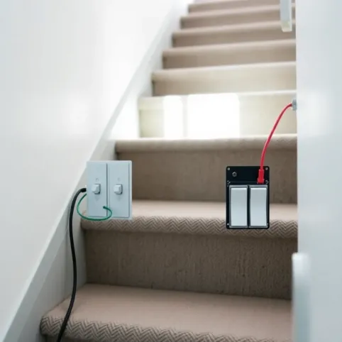 Jak zamontować włącznik schodowy