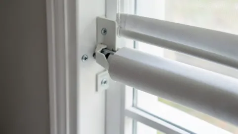 Jak zdemontować roletę wewnętrzną