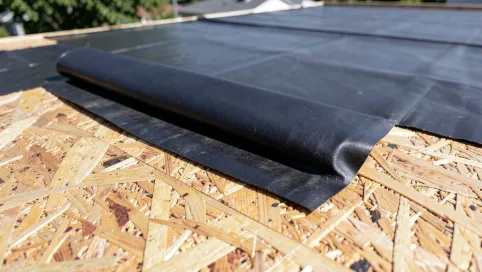 Jaka papa na dach z płyty OSB