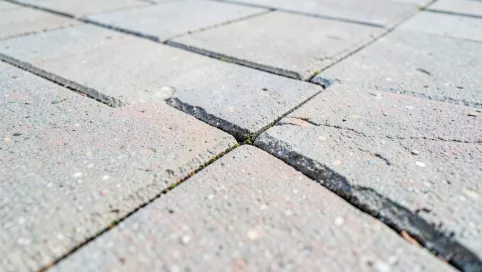 Jaka szeroka fuga na taras zewnętrzny