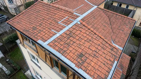 jaki koszt dachu 100m2 Warszawa