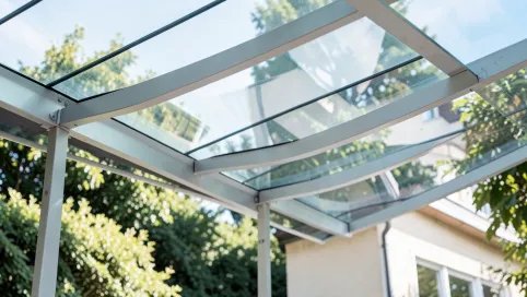 Jakie szkło na zadaszenie tarasu