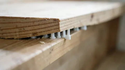 Kołki do poziomowania schodów