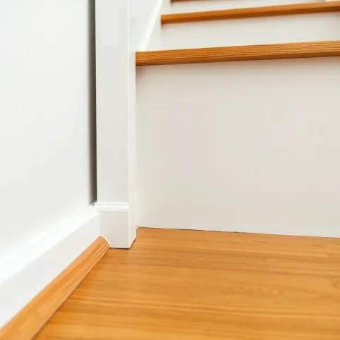 Listwa przypodłogowa na schodach