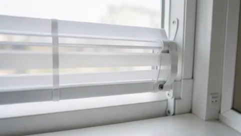 Montaż rolety dzień noc w kasecie