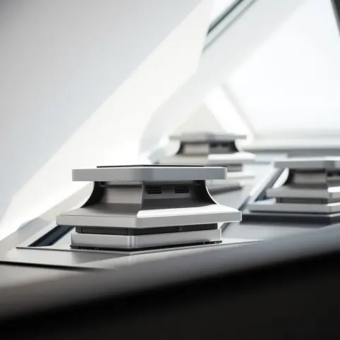 Nawiewniki w oknach dachowych