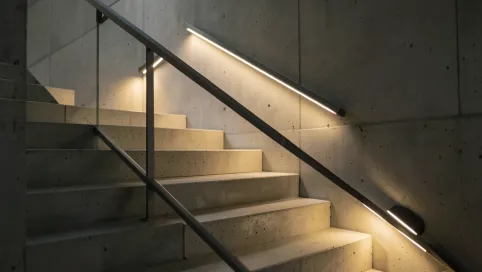 Nowoczesna lampa na klatkę schodową