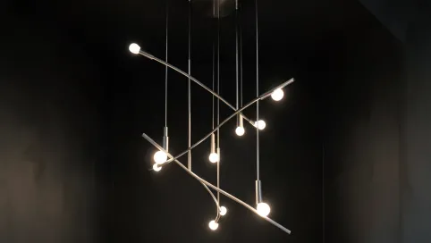 Nowoczesny żyrandol na klatkę schodową