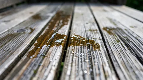 Olej do tarasów V33