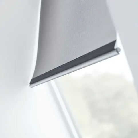 roleta do okna dachowego roto 711