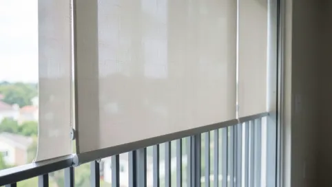 roleta na balkonmarkiza pionowa