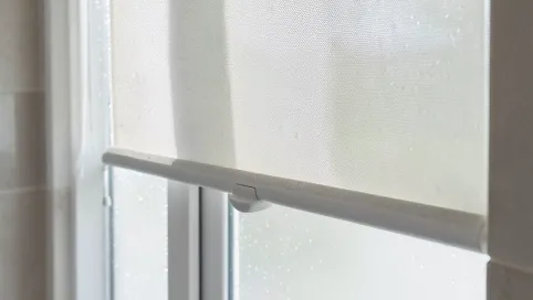 Roleta na okno łazienkowe