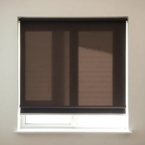 Roleta półzaciemniająca co to znaczy