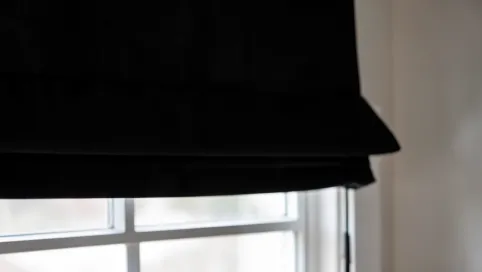 Roleta rzymska zaciemniająca na wymiar