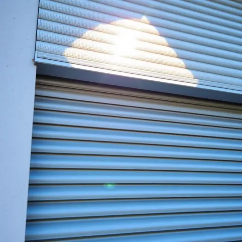 rolety antywłamaniowe zewnętrzne cena