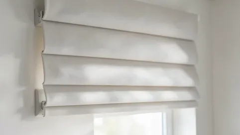 Rolety wolnowiszące na ścianę