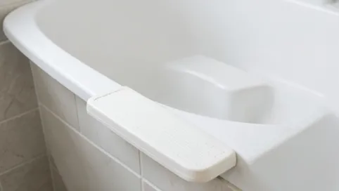 Schodki do wanny dla seniorów