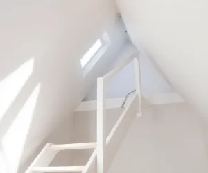 Schody strychowe z montażem