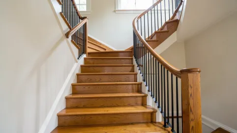 Schody w stylu amerykańskim