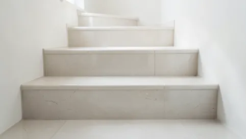 Schody z płytek gresowych