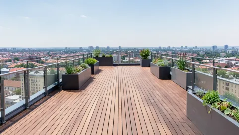 Taras na dachu drewnianym