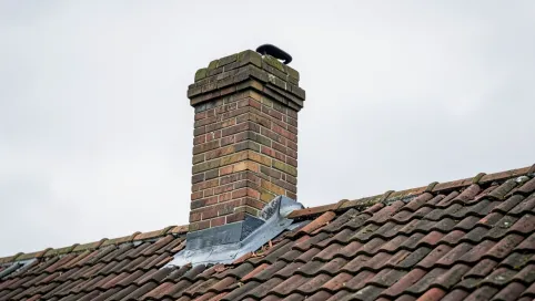 Wysokość komina nad dachem