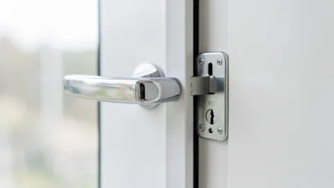 Zamek do drzwi balkonowych PCV