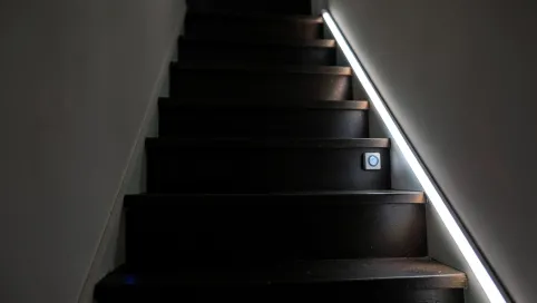 Listwa LED z czujnikiem ruchu na schody