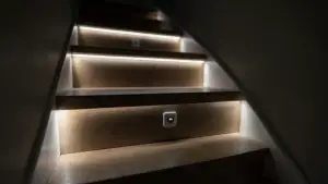 Taśma LED pod schody z czujnikiem ruchu