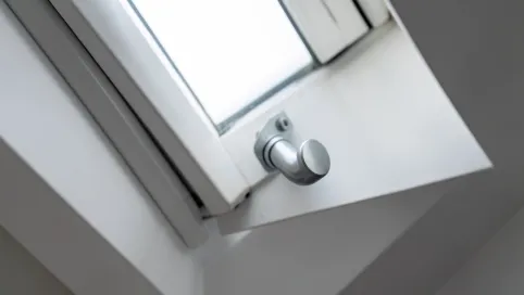 Uchwyt do okna dachowego VELUX
